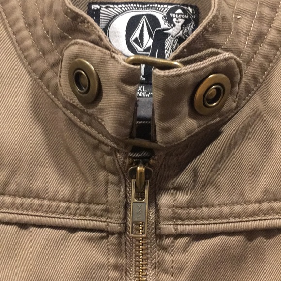 Volcom jacket XL (fits like a large) - Picture 5 of 10